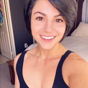 Meet your Posher, Vanessa